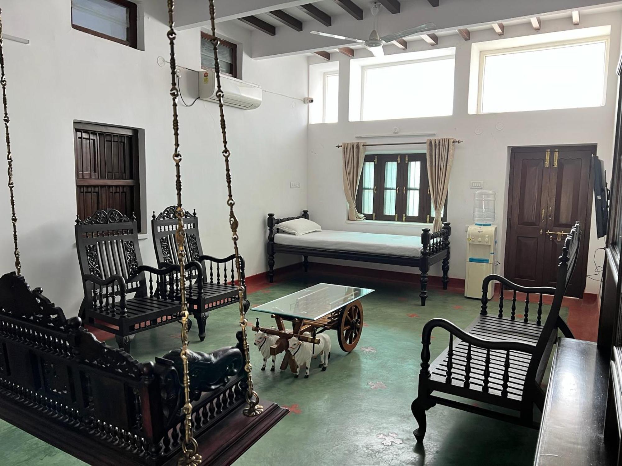 Laxmi Nivas 1949 Bed & Breakfast Secunderabad Exterior photo